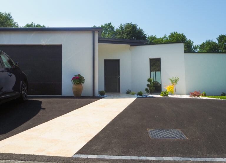 Allée - enrobé noir et pavage - Ideallée