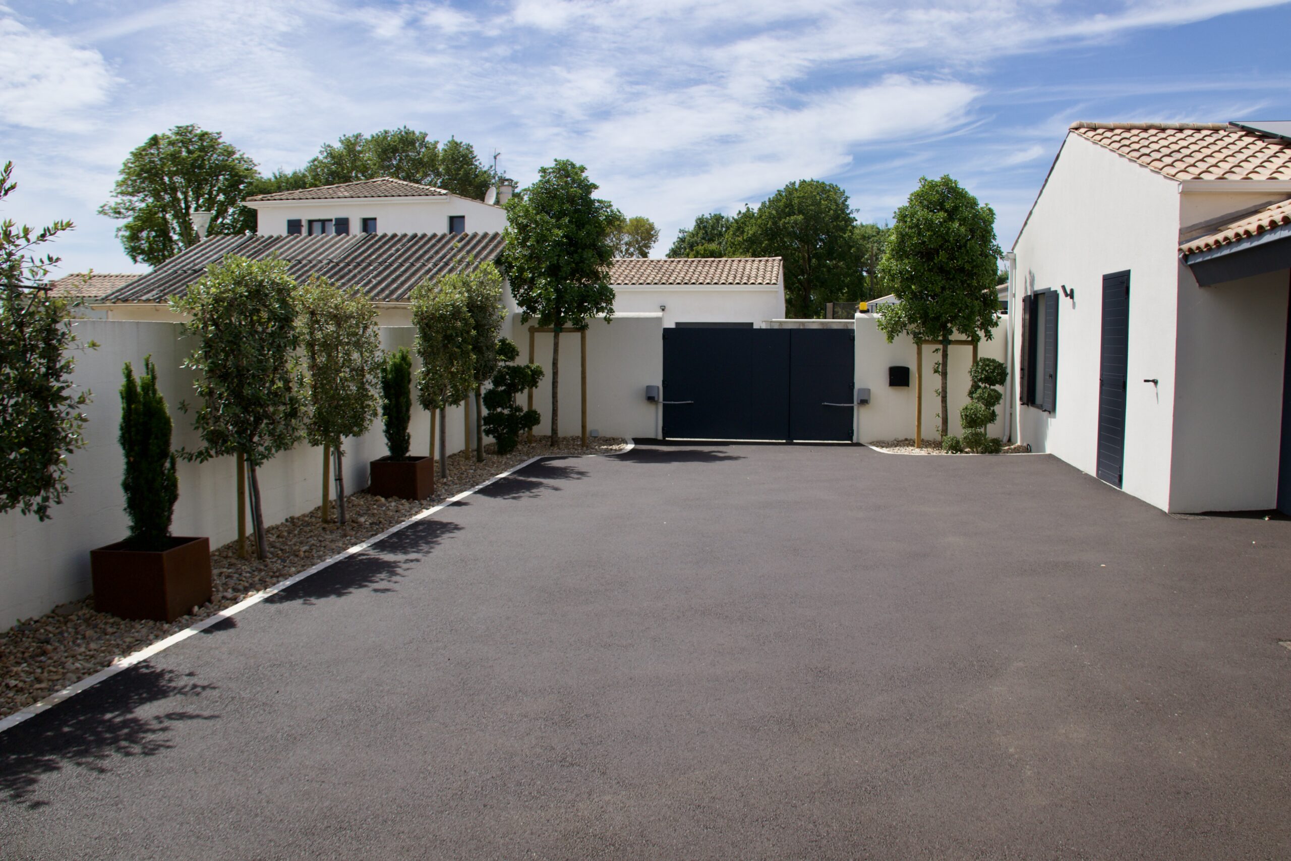 Cour - enrobé ardoise - Ideallée