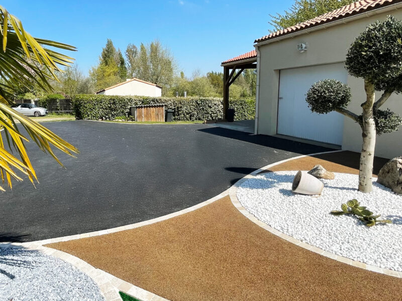 allée enrobé coloré