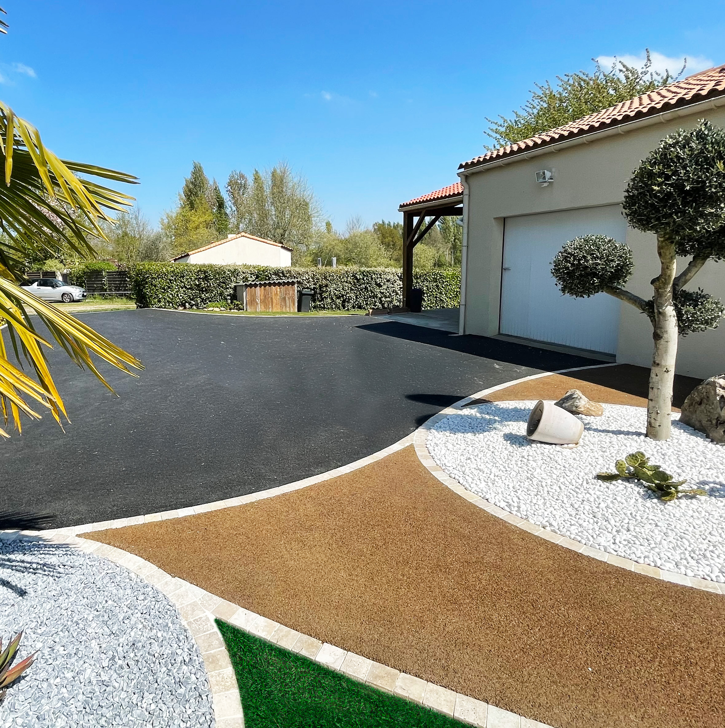 allée enrobé coloré